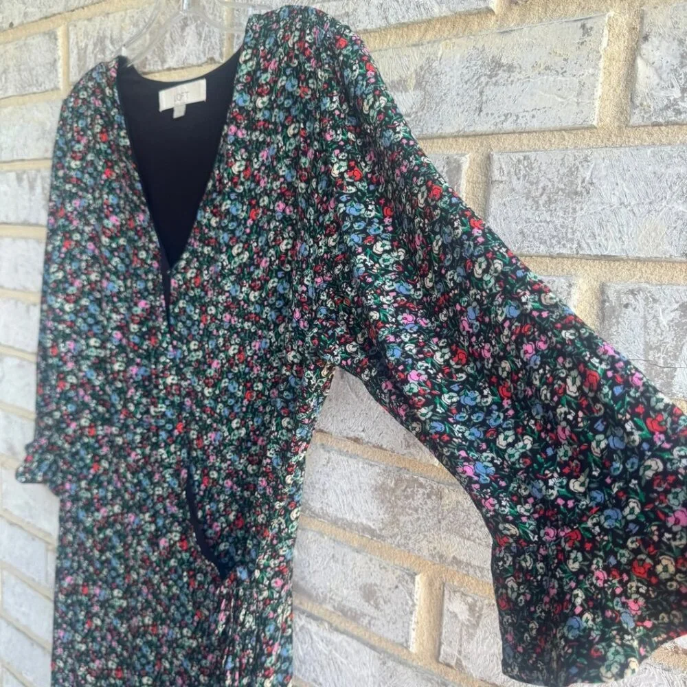 Loft Ruffle 3/4 Sleeve V-Neck Wrap Floral Skort Dress Women's Size S